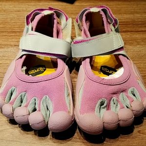 Vibram FiveFinger children'/Women's Pink Sprint Shoes W1139